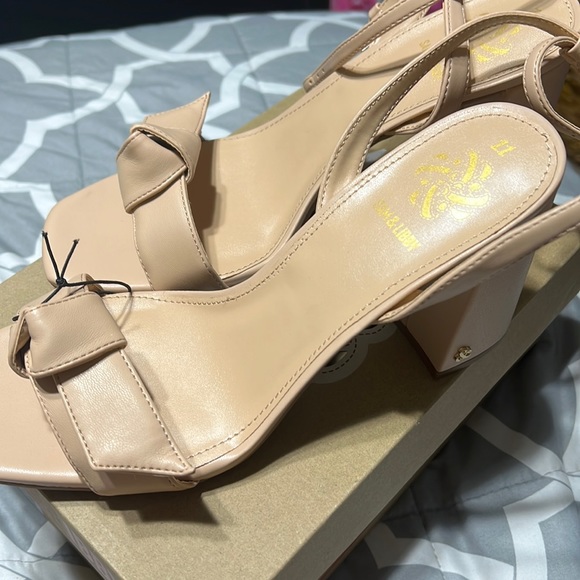 Sam & Libby Shoes - NWT Sam & Libby Chunky heels.  Size 11